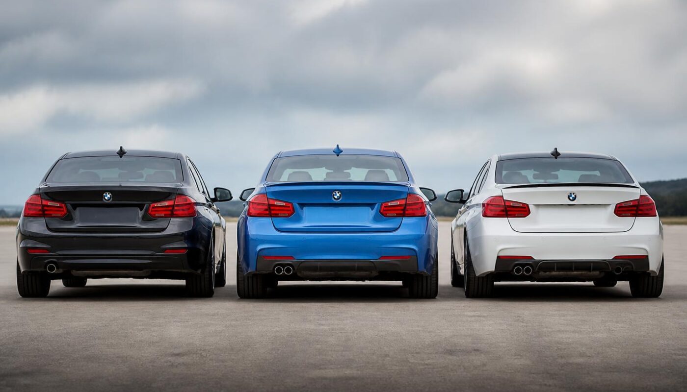 BMW F30 Heckstoßstange – Unterschiede zwischen Serien-, M Sport- und Performance-Ausführung